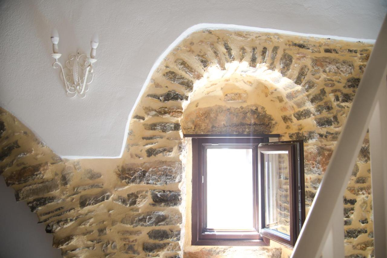 Aparthotel Lida Mary Mestá Esterno foto