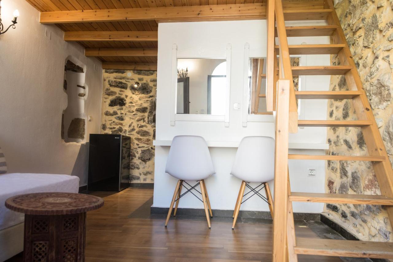 Aparthotel Lida Mary Mestá Esterno foto