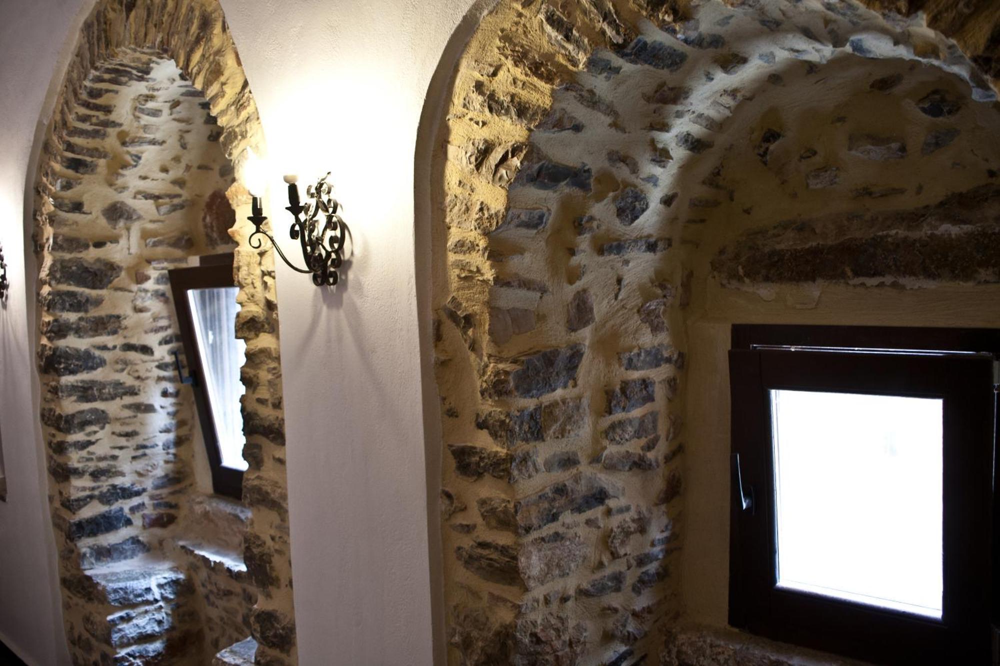 Aparthotel Lida Mary Mestá Esterno foto